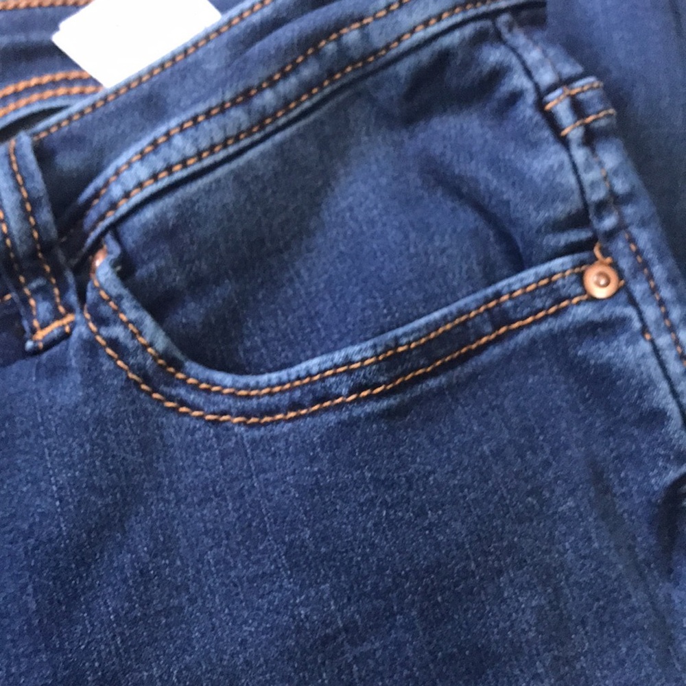 Ladies size 14 skinny leg tummy control jeans by Inc. Great condition - Picture 6 of 7